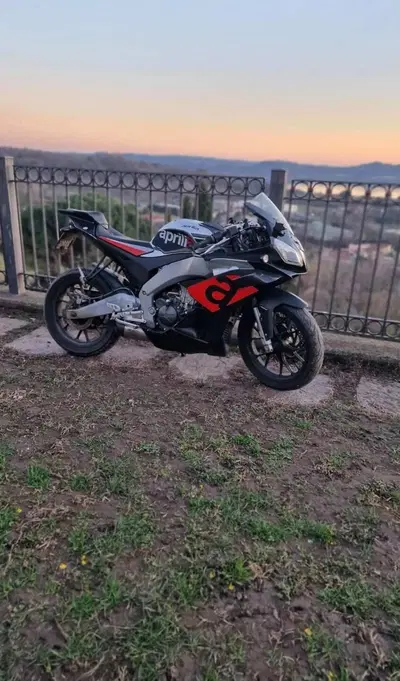 Aprilia RS 125 GP Replica (2021 - 24) usata
