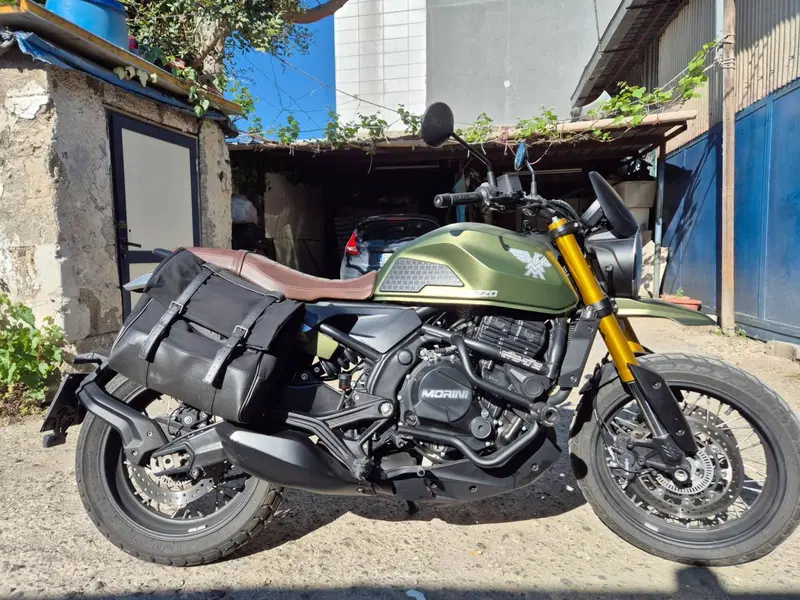 Moto Morini SEIEMMEZZO SCR (2022 - 26) (4)