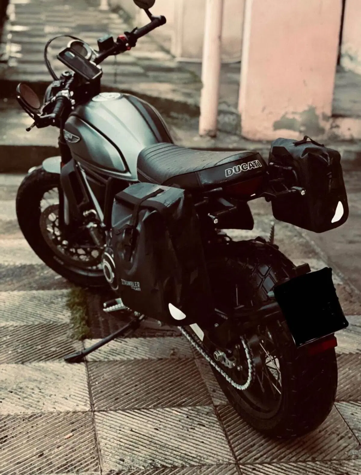 Ducati Scrambler 800 Night Shift (2021 - 22) (8)
