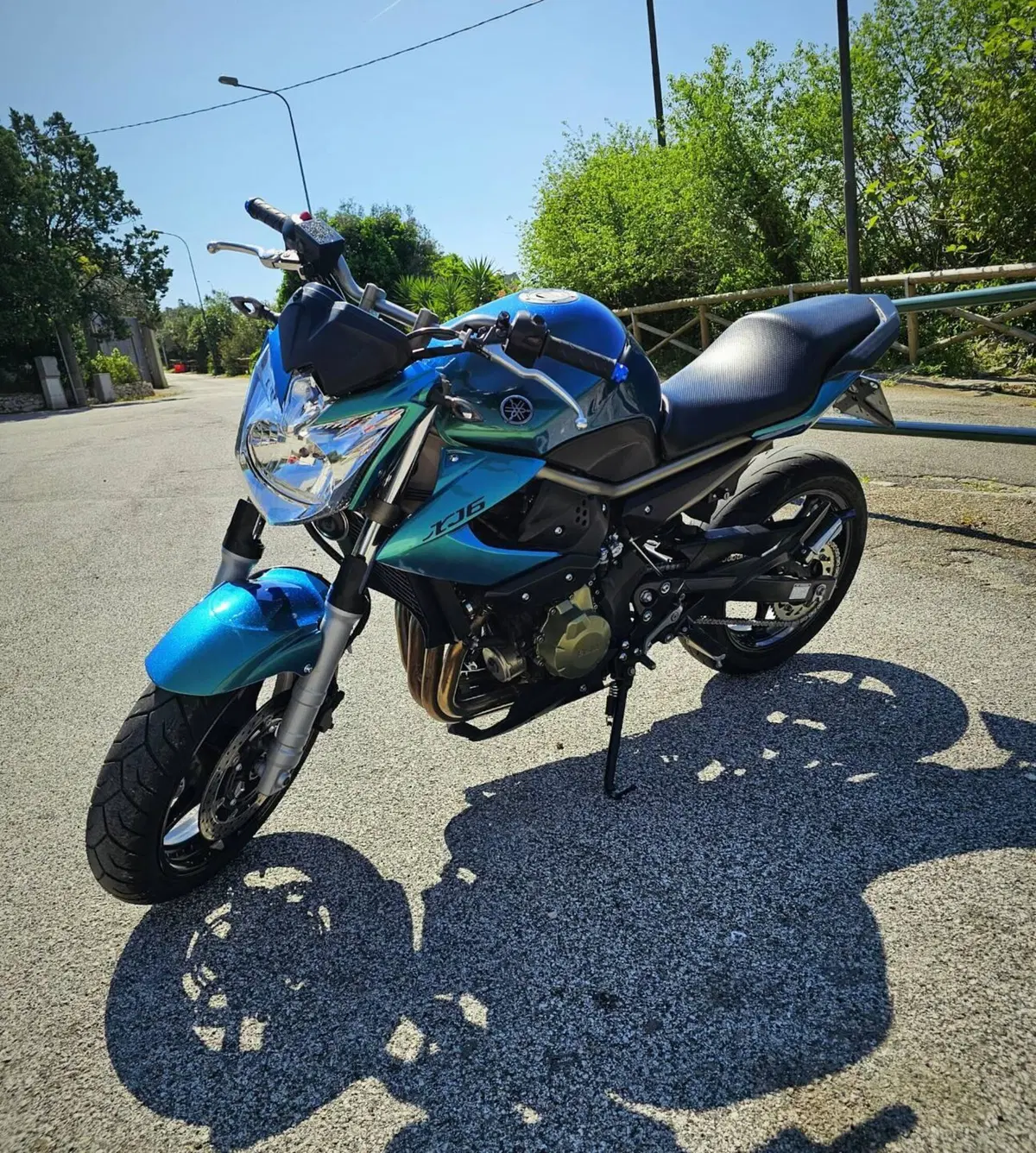 Yamaha XJ6 (2008 - 15) (2)