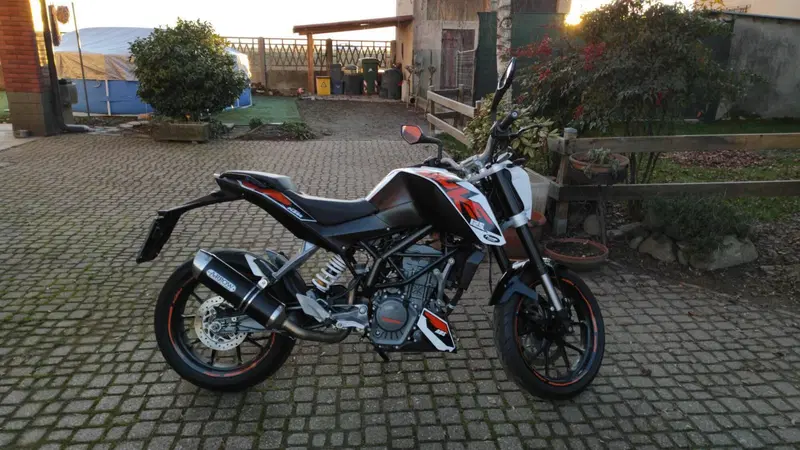 KTM 125 Duke ABS (2013 - 16) (2)