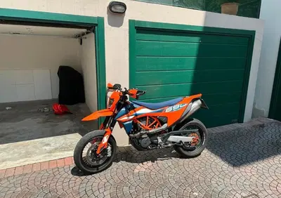 KTM 690 SMC R (2023 - 25) usata