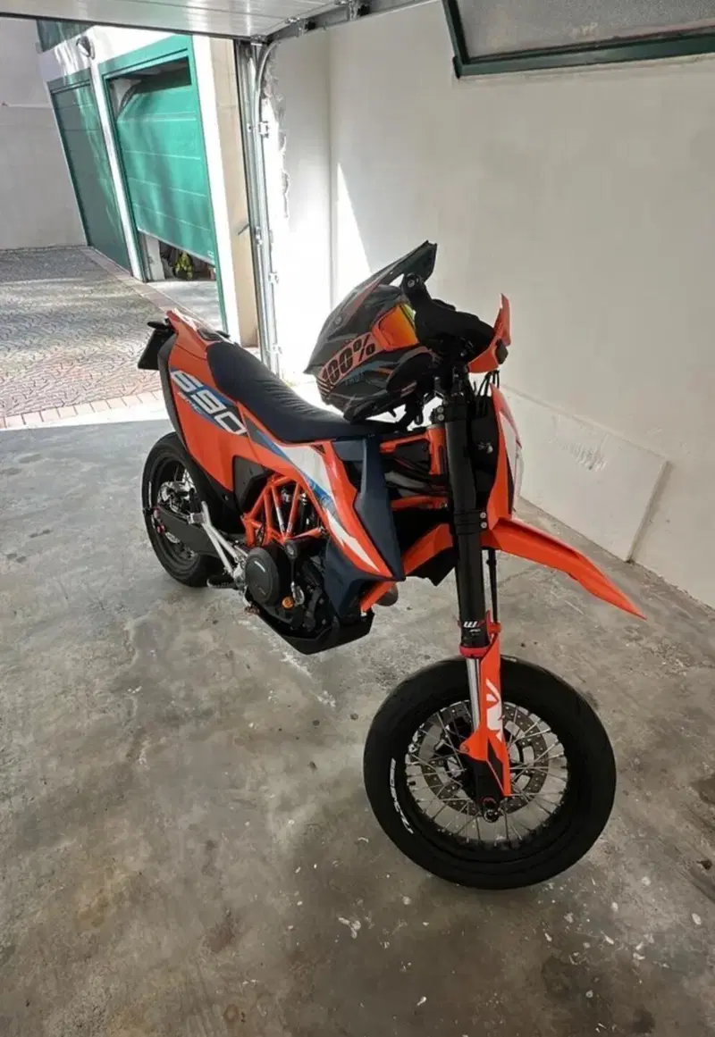 KTM 690 SMC R (2023 - 25) (3)