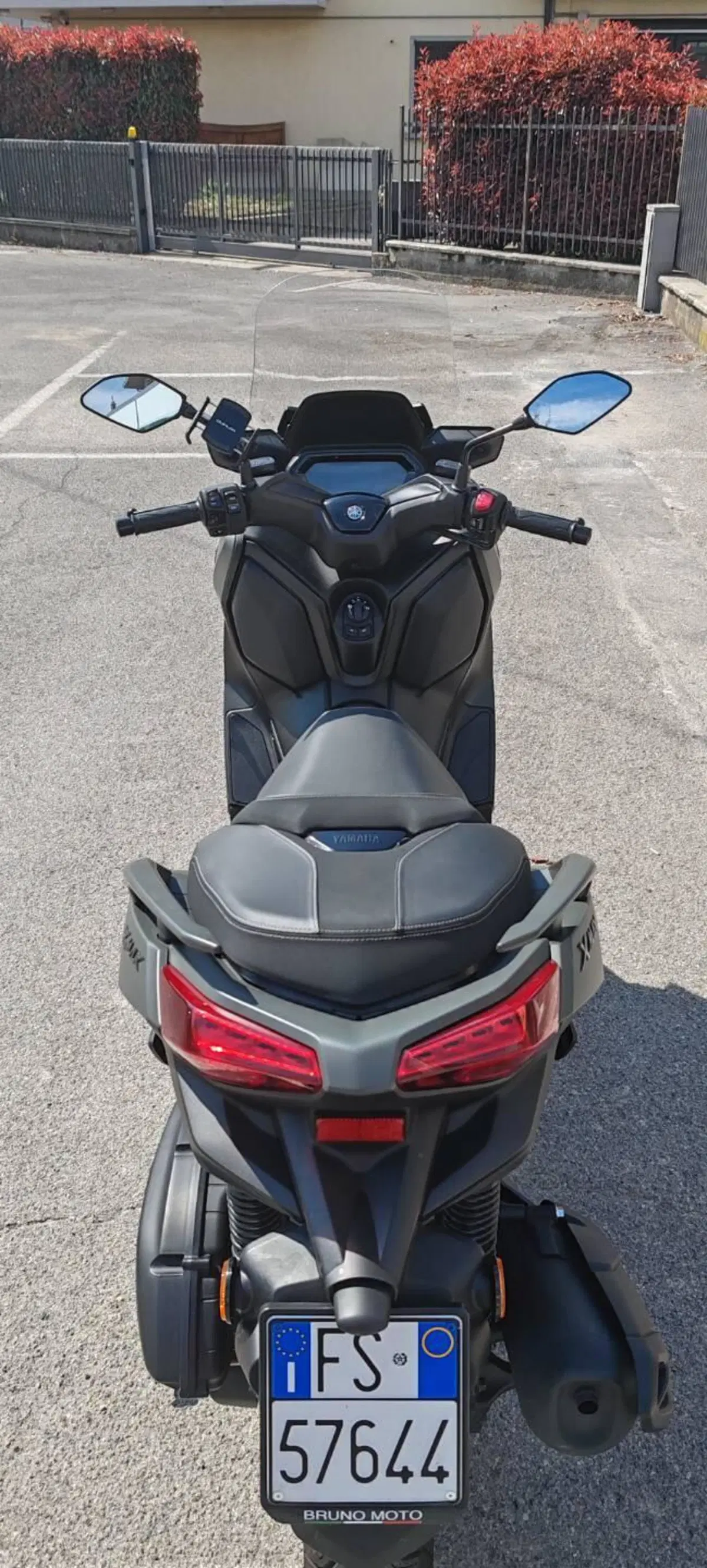 Yamaha X-Max 125 (2025 - 26) (9)