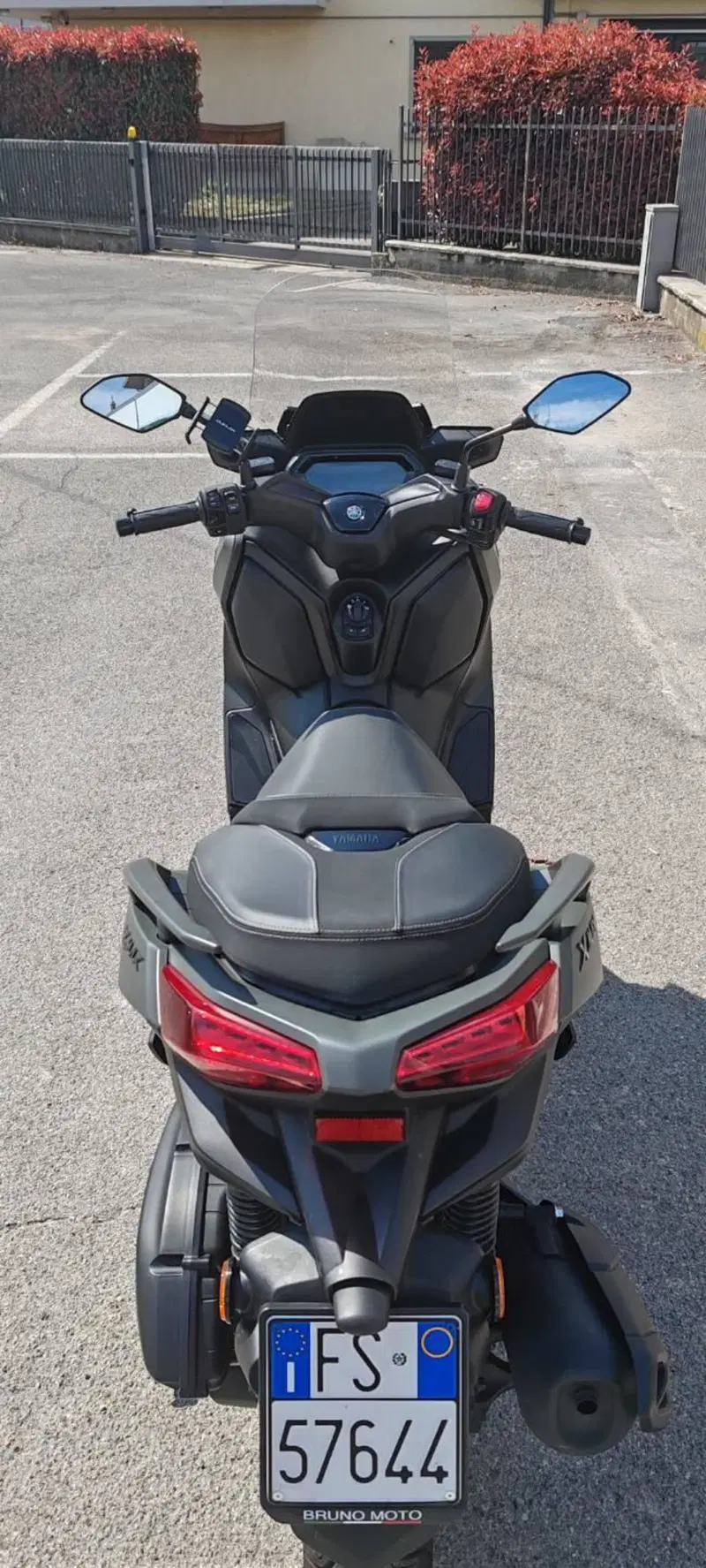 Yamaha X-Max 125 (2025 - 26) (9)