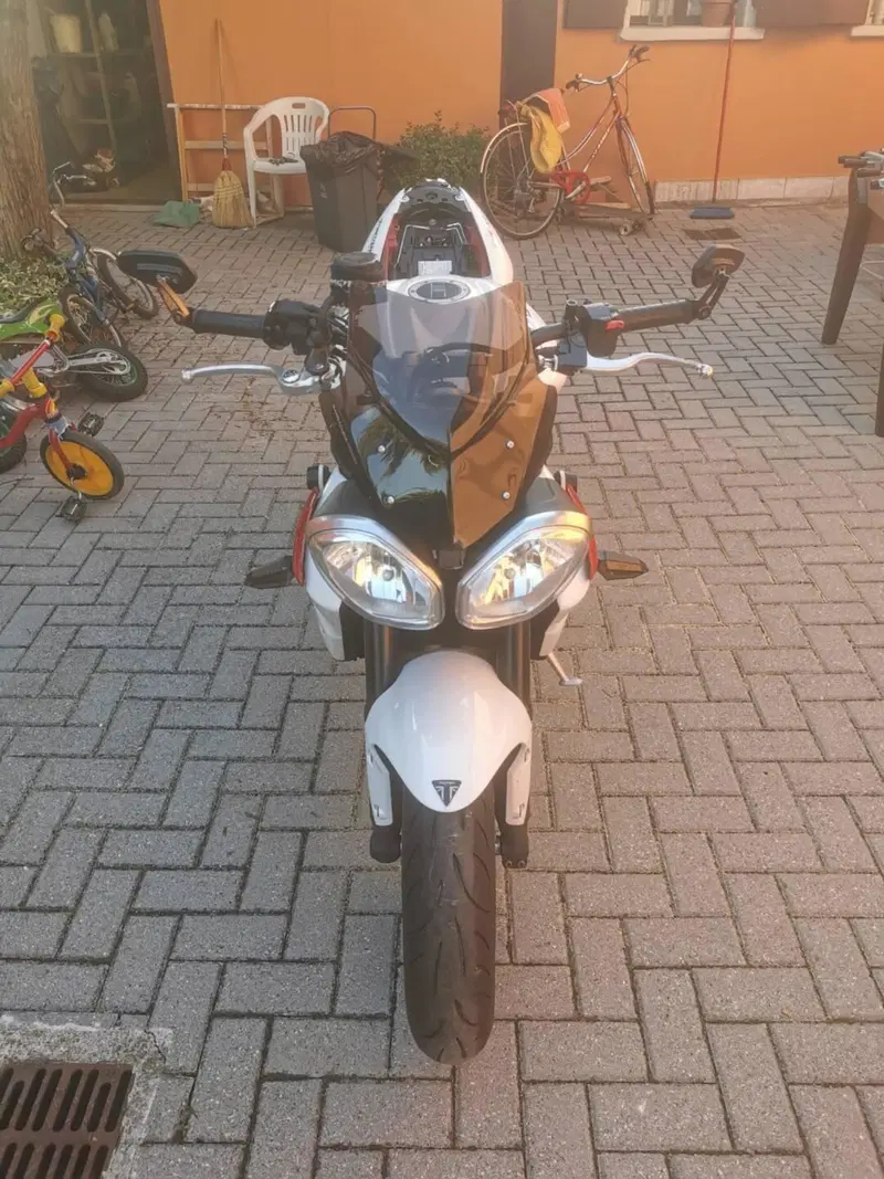 Triumph Street Triple R ABS (2013 - 17) (4)