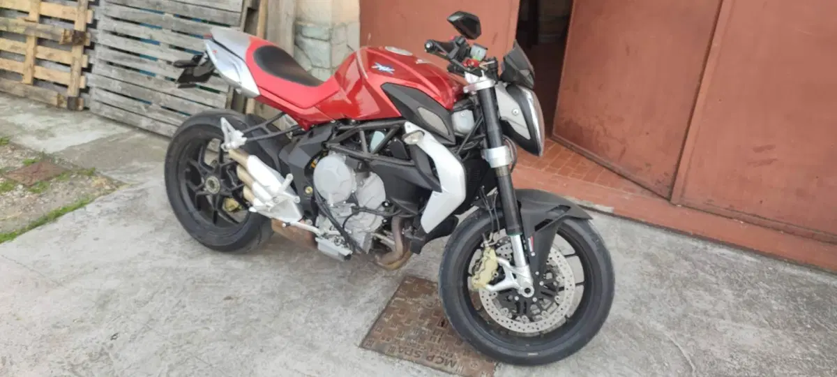 MV Agusta Brutale 800 EAS ABS (2012 - 15) (10)