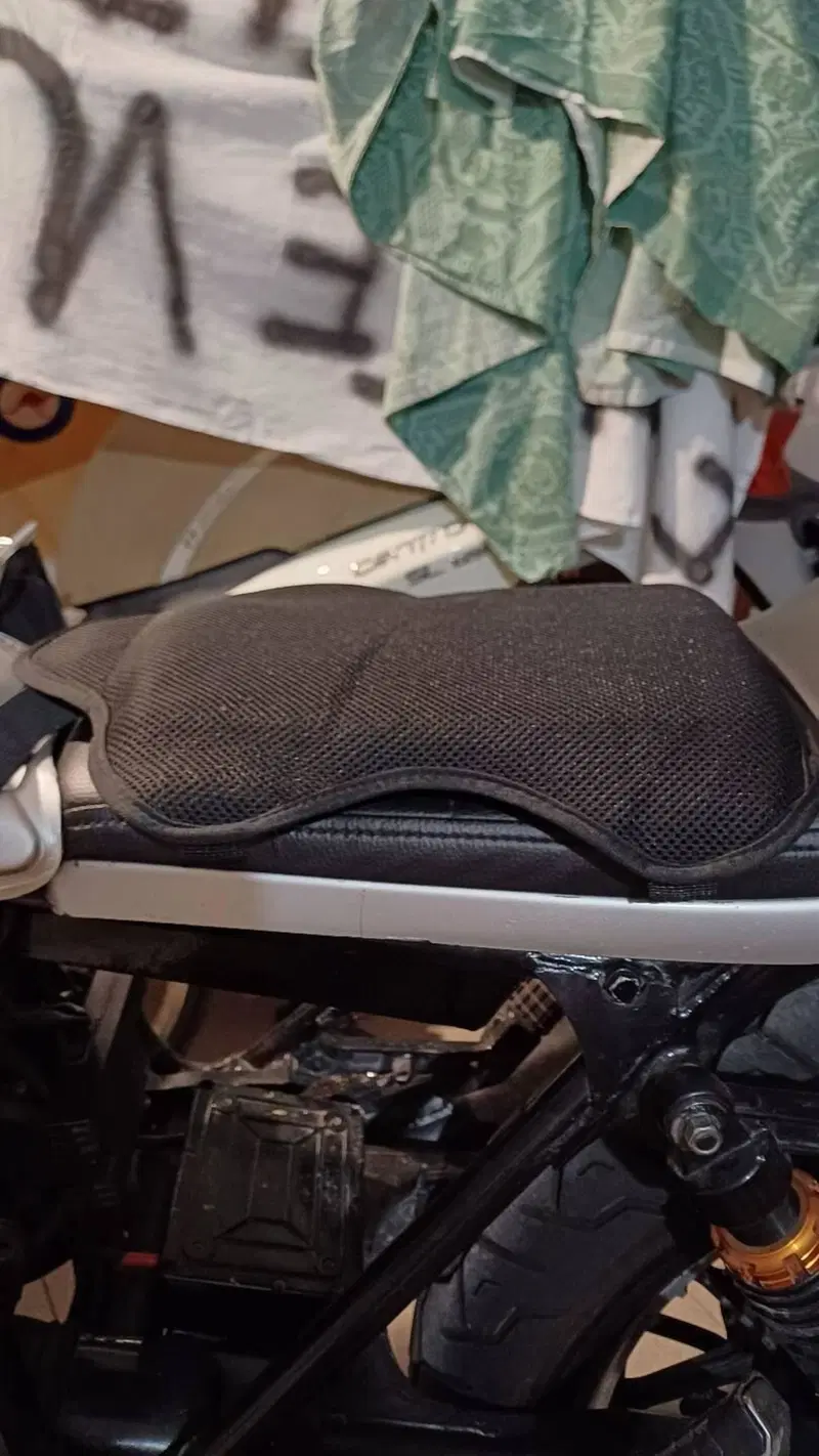 Honda CBX 650 SCF (11)