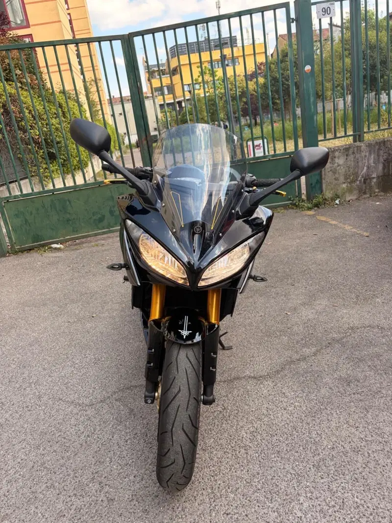 Yamaha FZ8 ABS (2010 - 13) (3)