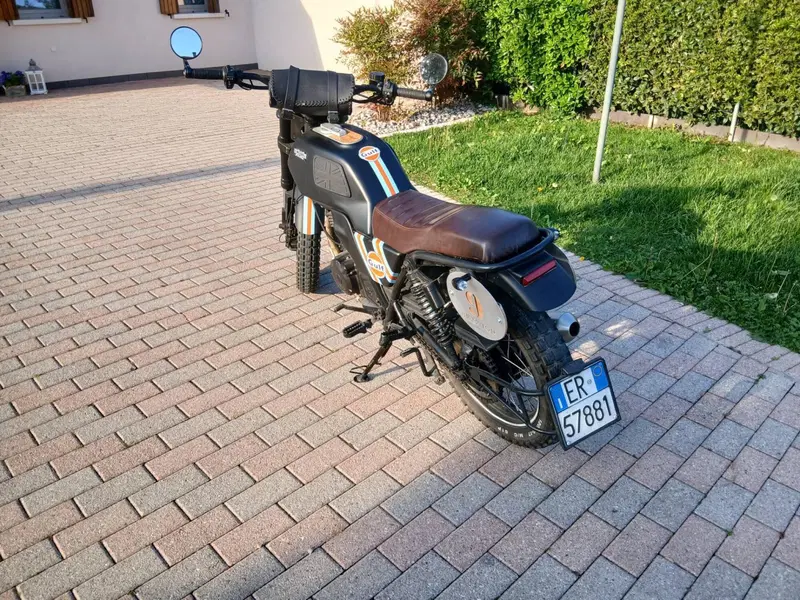 Brixton Motorcycles Glanville 250 X (2018 - 19) (5)