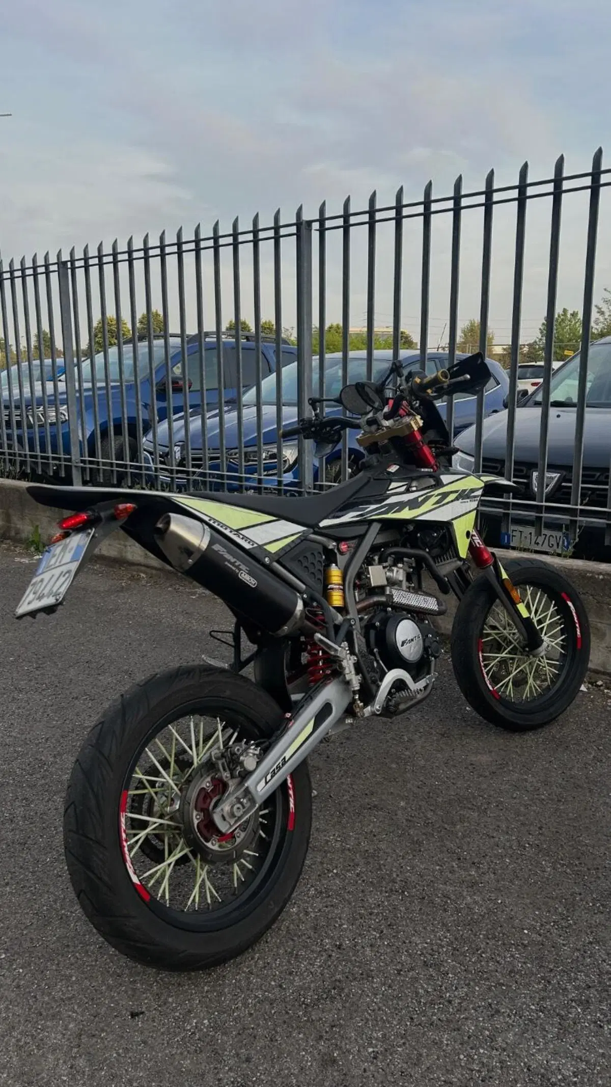 Fantic Motor Motard 125 Casa 4t (2019) (2)