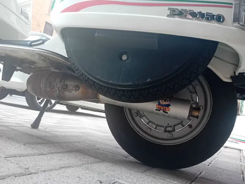 Piaggio Vespa 150 PX MA a.e. (8)