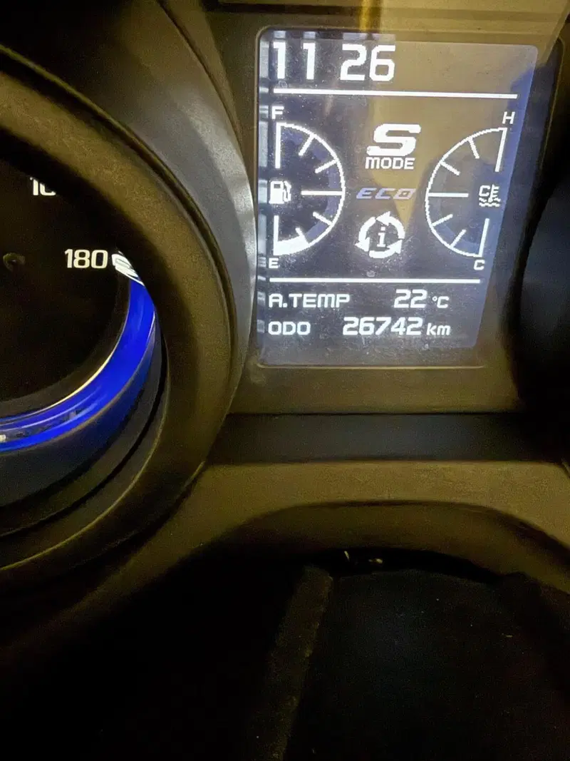 Yamaha T-Max 560 20° anniversario (2021) (6)