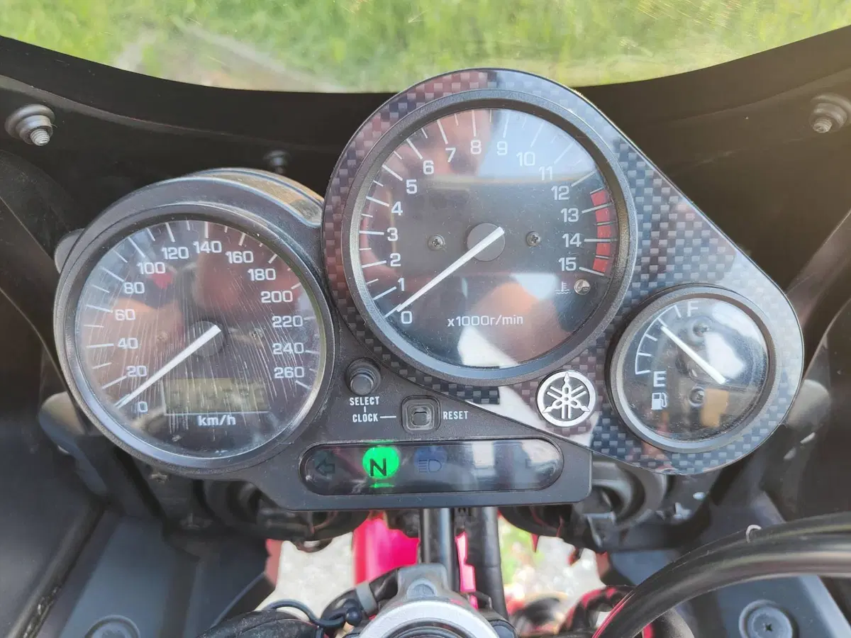 Yamaha Fazer FZS 600 (3)