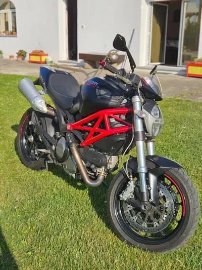Ducati Monster 796 (2010 - 13) usata