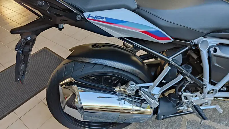 Bmw R 1250 R (2021 - 25) (4)