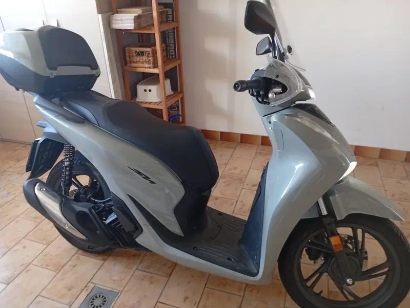 Honda SH 125i (2024 - 25) (5)