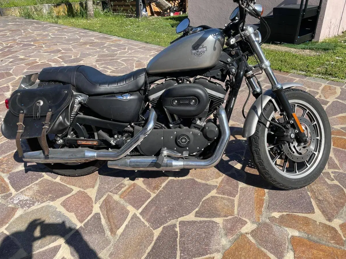Harley-Davidson 883 R (2006 - 07) - XL 883R