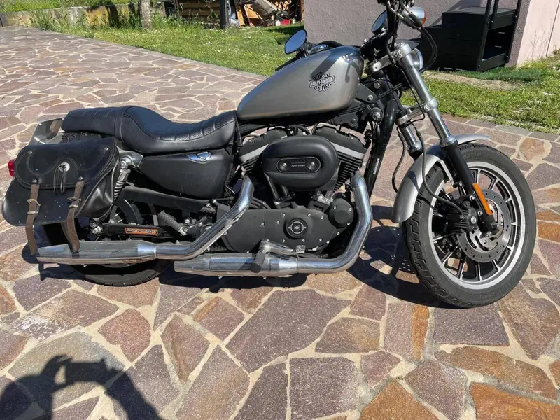 Harley-Davidson 883 R (2006 - 07) - XL 883R