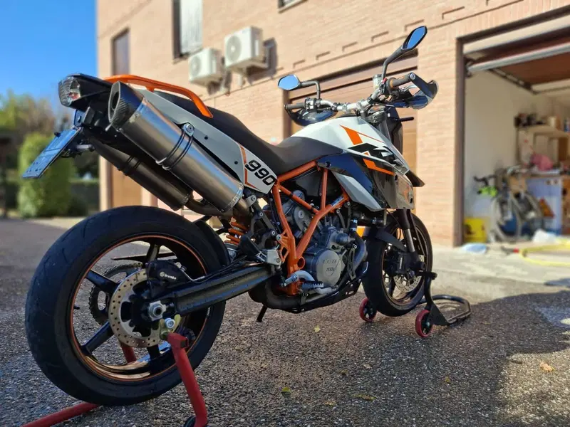 KTM 990 Supermoto R (2012 - 13) (5)