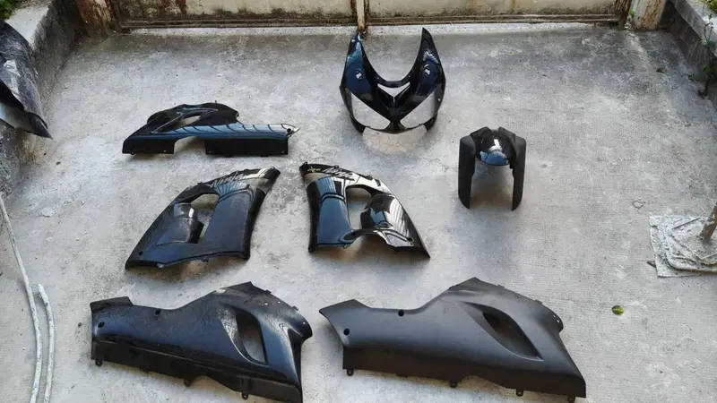 Vendo carene originali per KAWASAKI 636 ZX6R 2005/