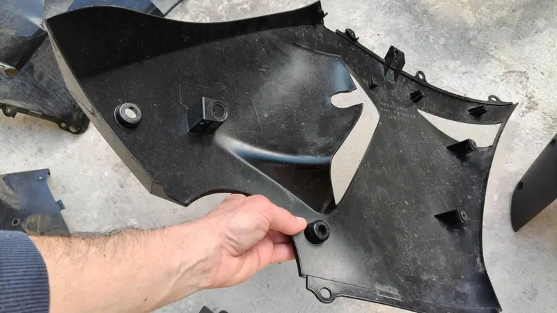 Vendo carene originali per KAWASAKI 636 ZX6R 2005/ (10)