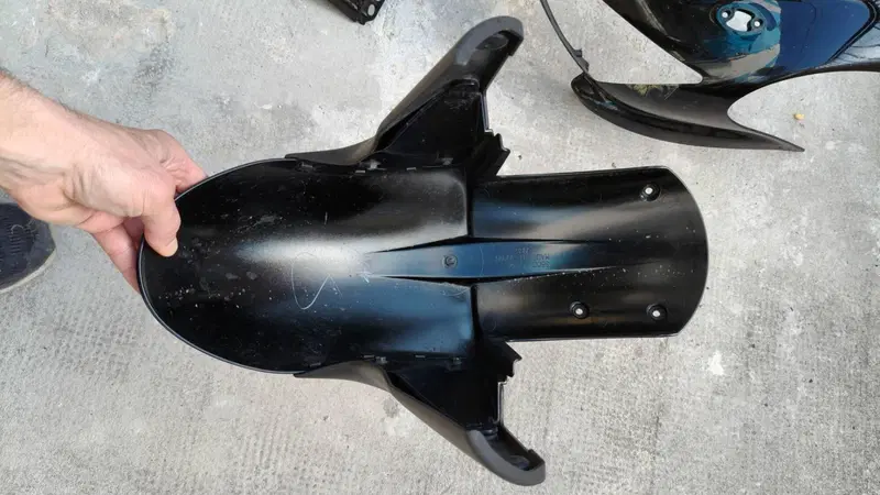 Vendo carene originali per KAWASAKI 636 ZX6R 2005/ (20)