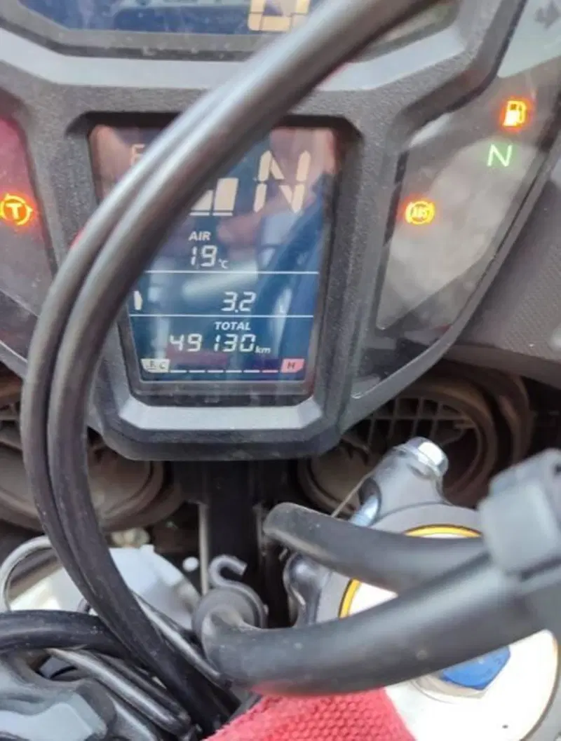 Honda Africa Twin CRF 1000L (2016 - 17) (2)