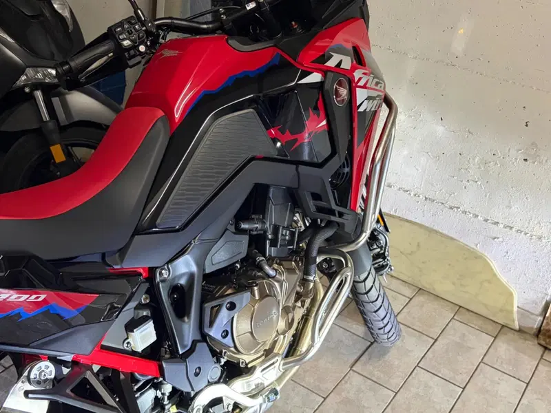 Honda Africa Twin CRF 1100L (2024 - 26) (6)