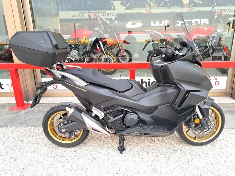 Honda Forza 750 DCT (2021 - 24) (3)