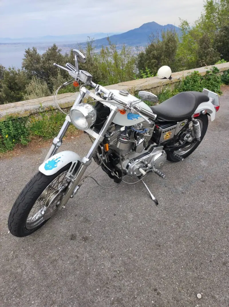 Harley-Davidson 883 Hugger (1992 - 93) - XLH