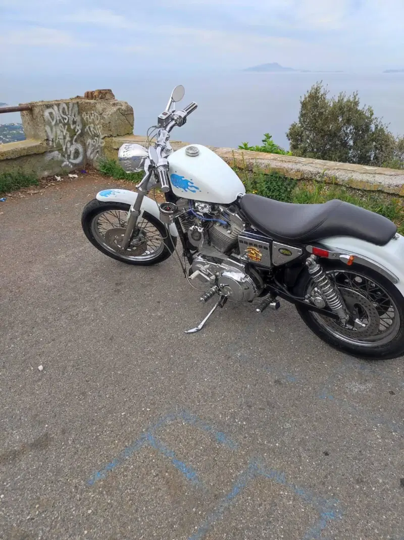 Harley-Davidson 883 Hugger (1992 - 93) - XLH (2)