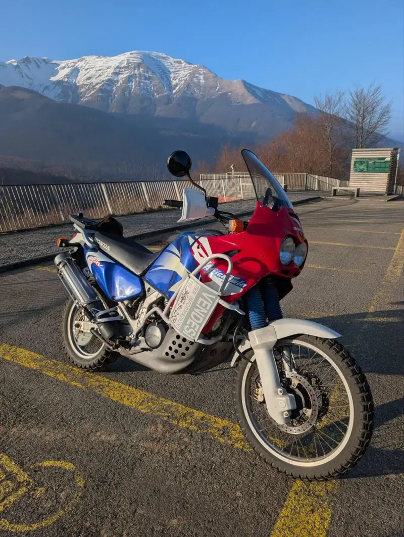 Honda Africa twin XRV 750 rd07a