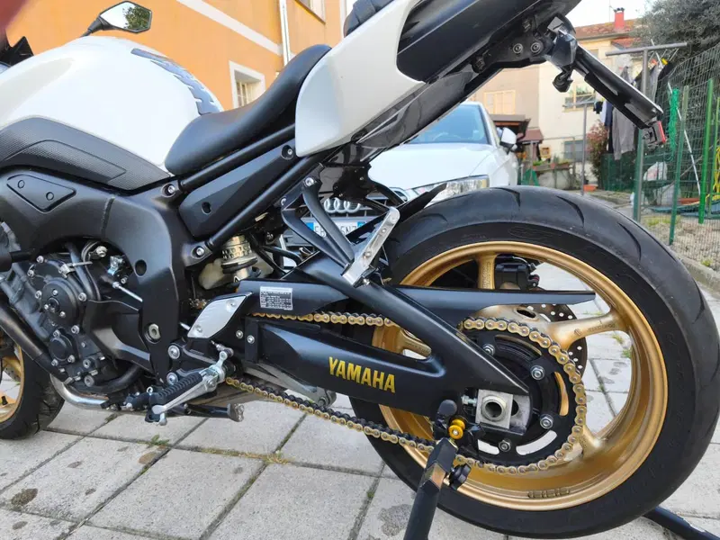 Yamaha FZ8 (2013 - 16) (4)
