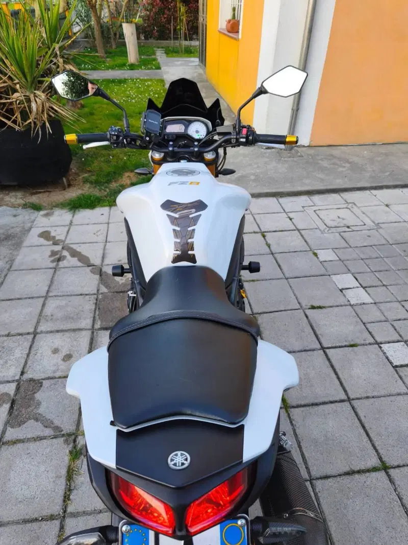 Yamaha FZ8 (2013 - 16) (10)