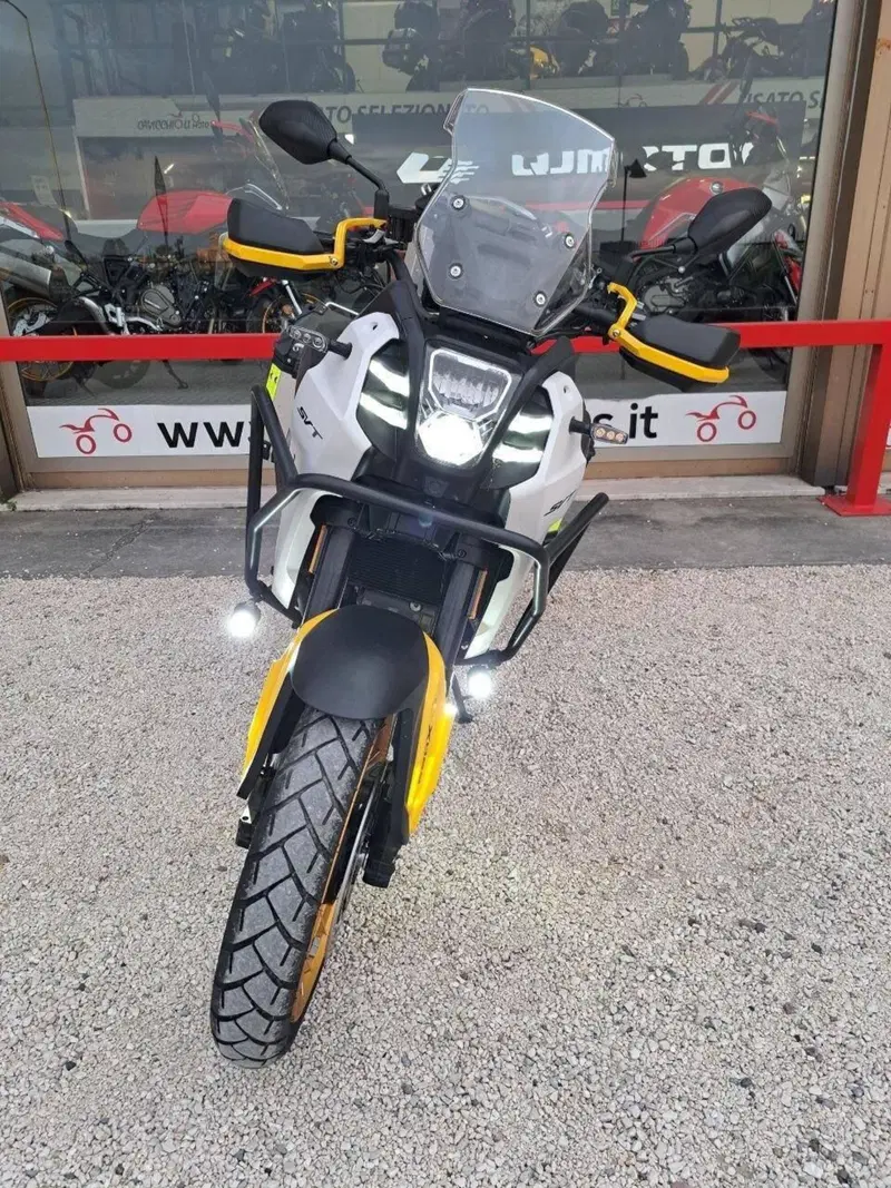 QJ Motor SVT 650 X (2024) (4)