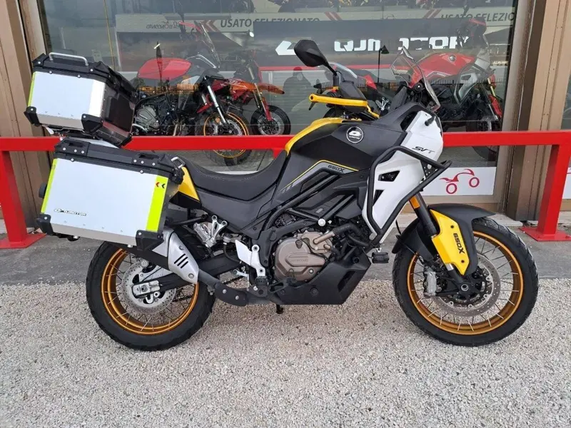 QJ Motor SVT 650 X (2024) (5)