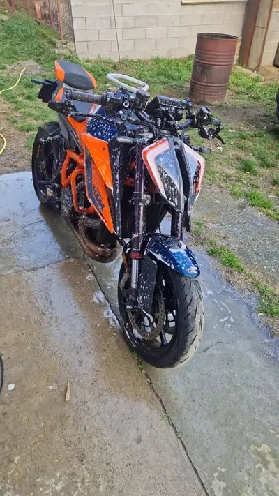 KTM 1290 Super Duke R (2021) usata