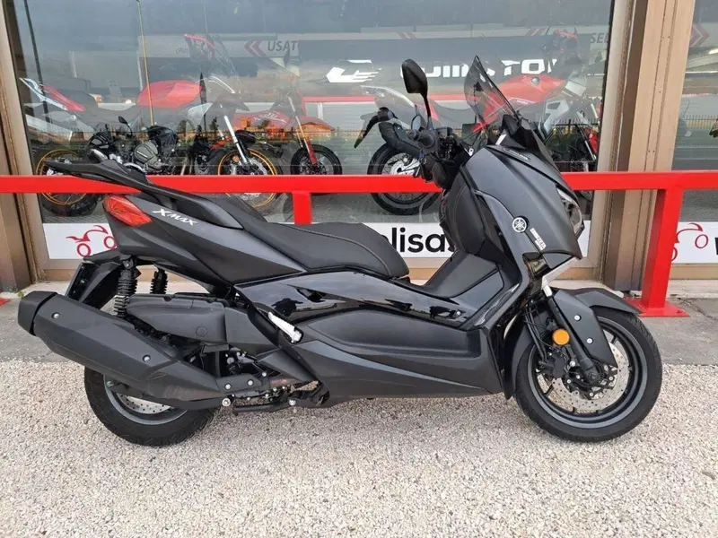 Yamaha X-Max 400 Iron Max (2019 - 20) (2)