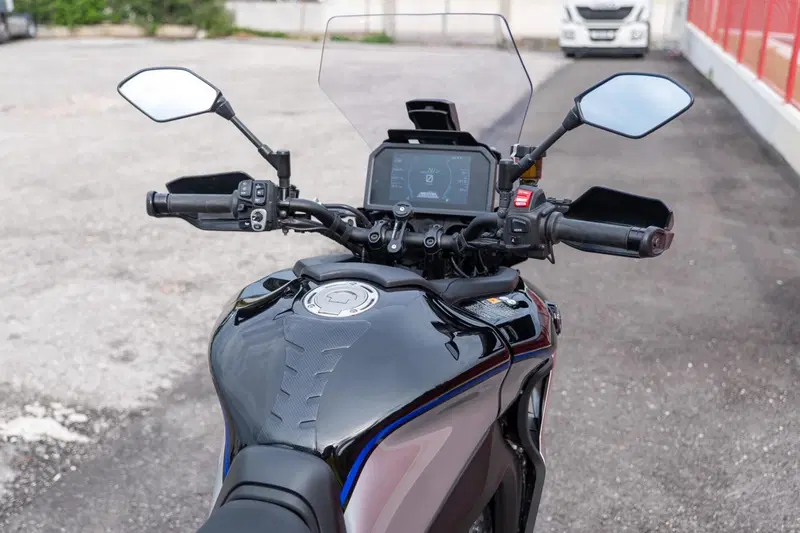 Yamaha Tracer 9 GT+ (2023 - 24) (11)