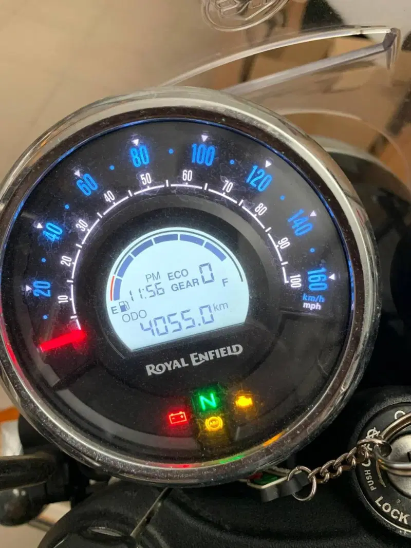 Royal Enfield Meteor 350 (2021 - 26) (5)