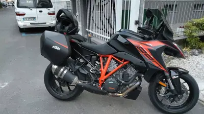 KTM 1290 Super Duke GT (2019 - 20) usata