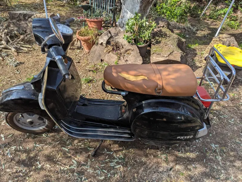 Piaggio Vespa 150 PX MA a.e. (2)