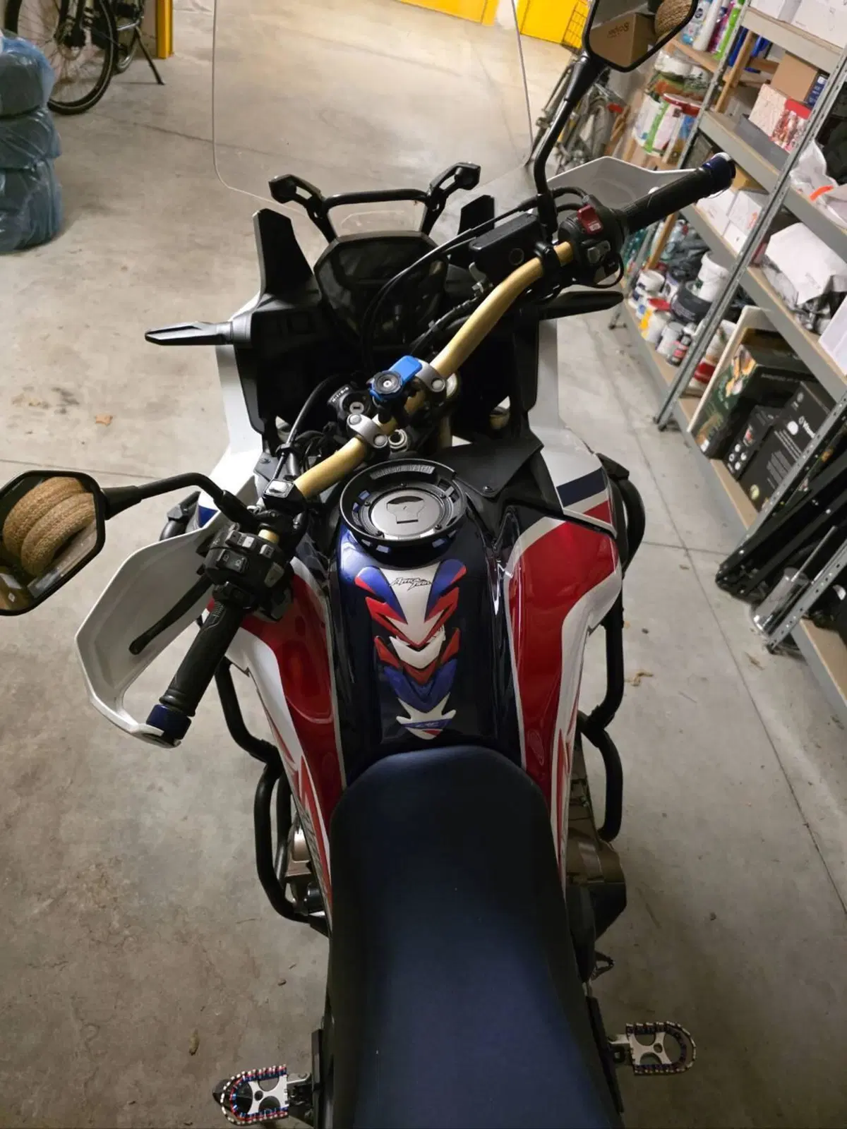 Honda Africa Twin CRF 1000L DCT ABS Travel Edition (2016 - 17) (2)