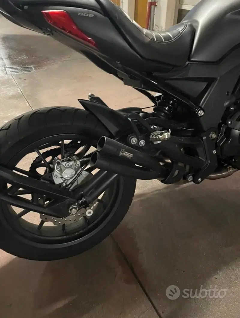 Benelli 502 C (2019 - 20) (2)