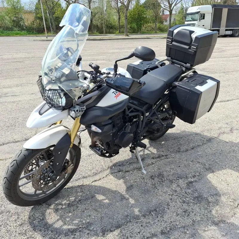 Triumph Tiger 800 ABS (2010 - 14) (6)