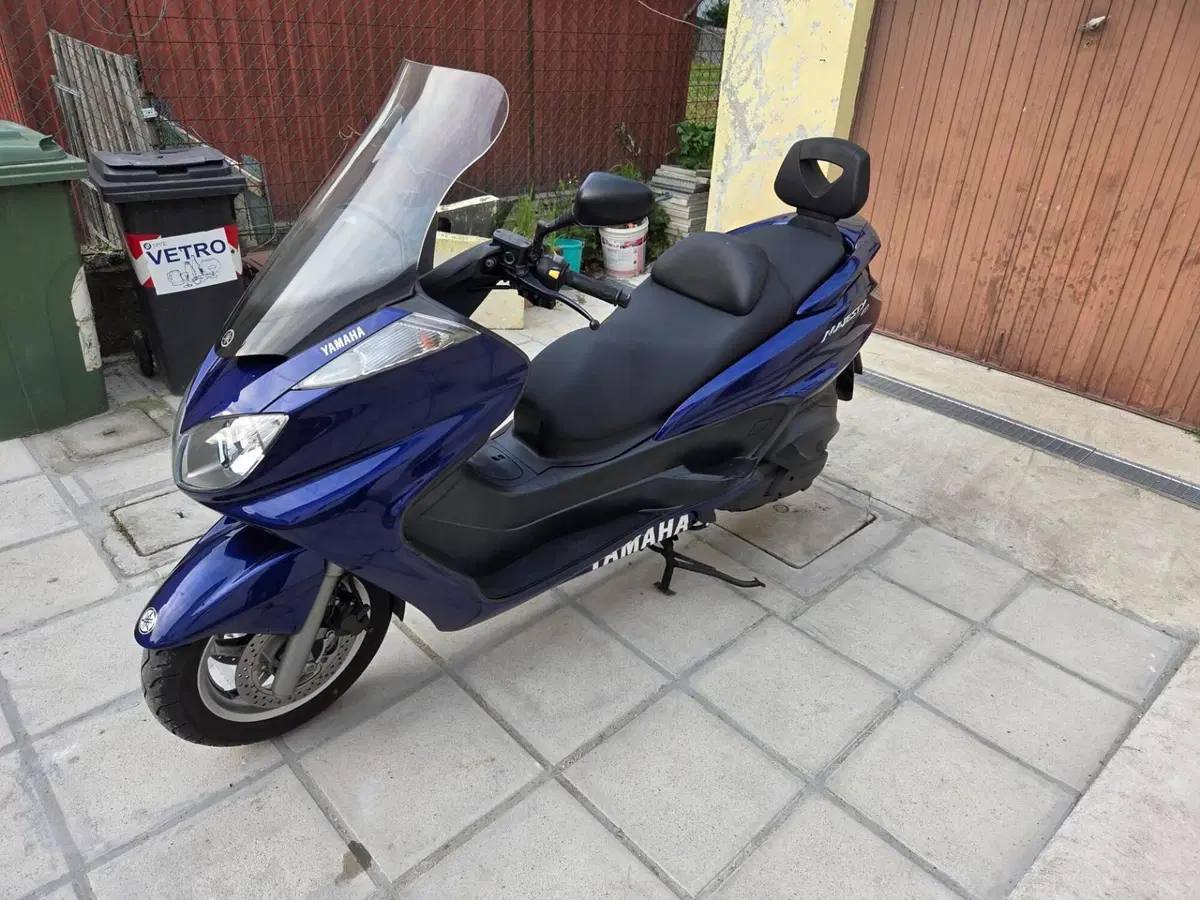 Yamaha Majesty 400 (2004 - 08)