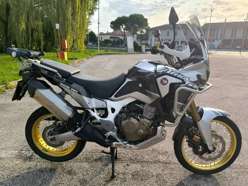 Honda Africa Twin CRF 1000L Adventure Sports Travel Edition (2019) (4)