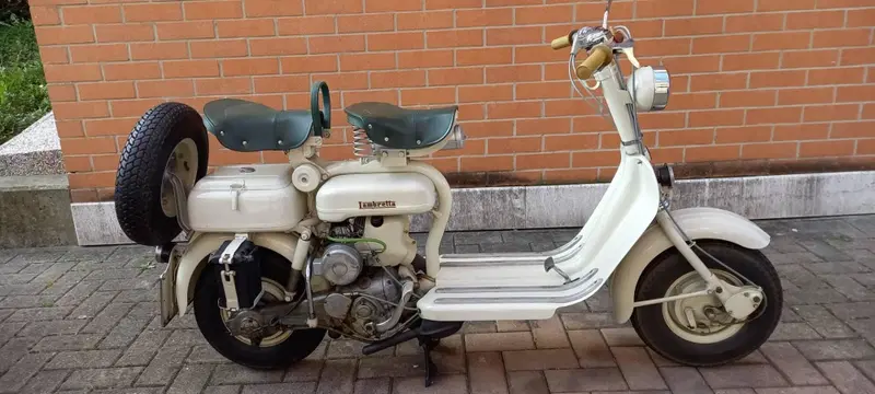 Lambretta 150 d (2)