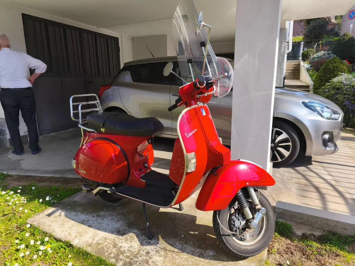Piaggio Vespa 150 PX (1980 - 00) (2)